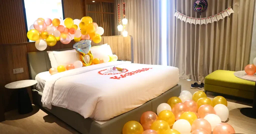 dekorasi ulang tahun hotel balon dan bunga