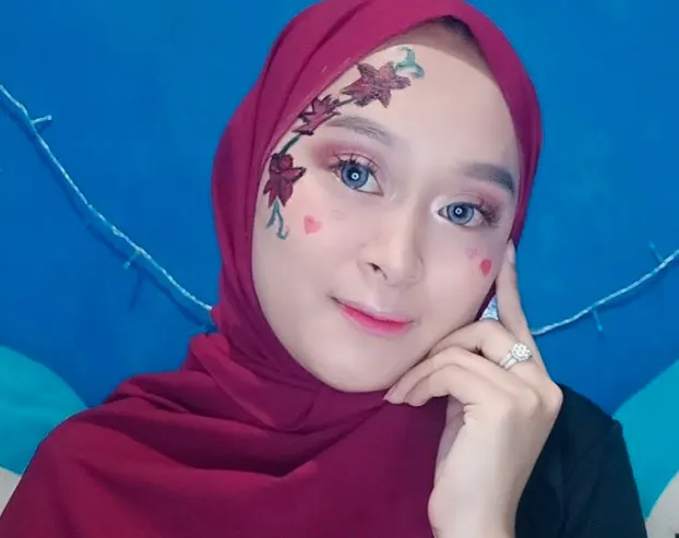Ide Face Painting Bunga Mawar