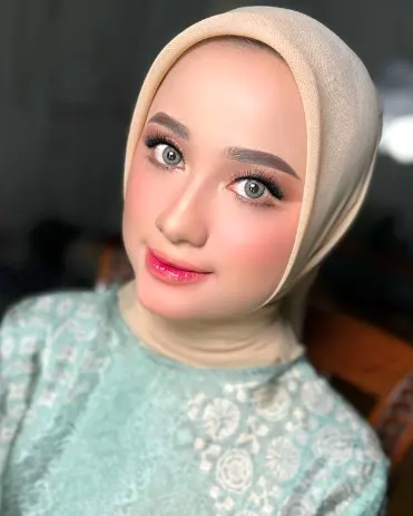Ide Make Up Lamaran Hijab Flawless