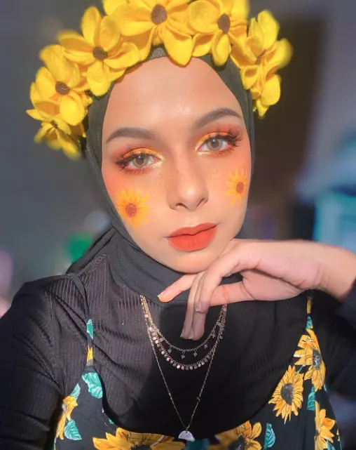 Make Up Karakter Bunga Matahari