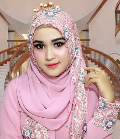 Make Up Lamaran Hijab Glamor