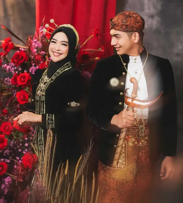 Prewedding indoor Adat Jawa