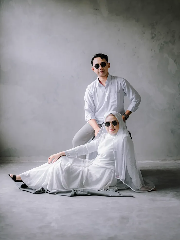 foto prewed casual Gaun Putih