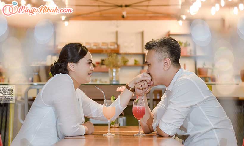 foto prewedding Cafe