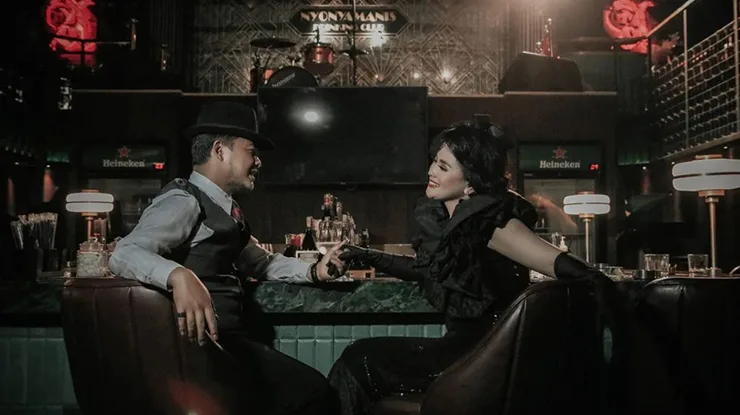 foto prewedding ala Mafia Gangster