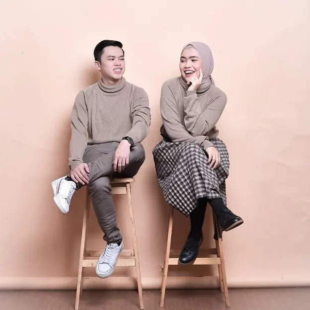 foto prewedding indoor simpel