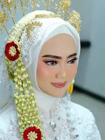 model kerudung warna putih pengantin jawa